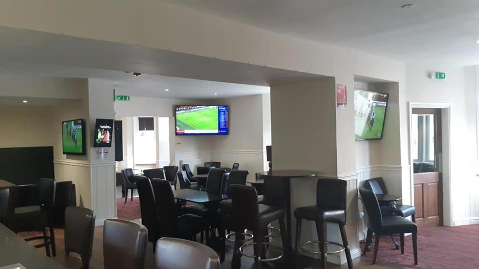 Dalesman Hotel ダーリントン エクステリア 写真